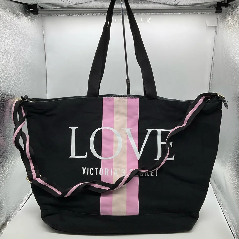 NWOT VICTORIAS SECRET LOVE COTTON TOTE